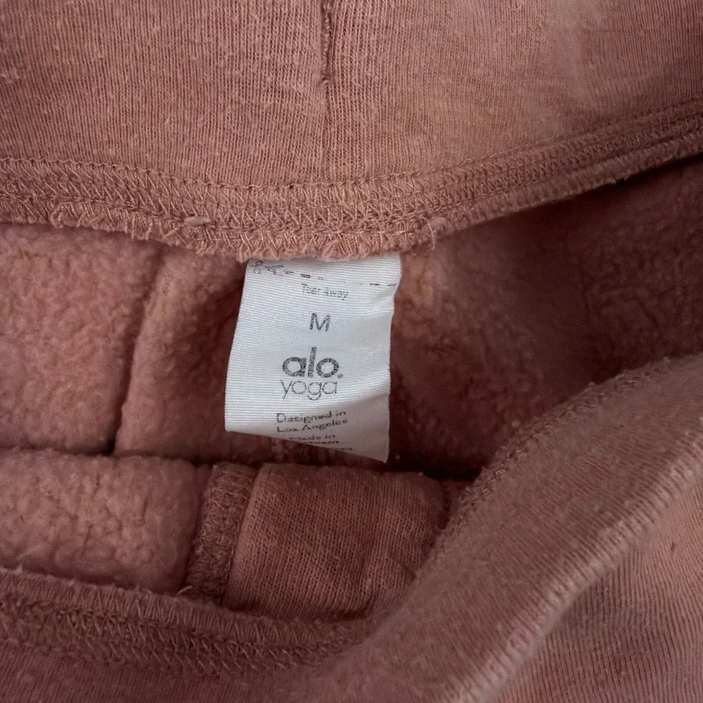 Alo Yoga Jogger‎ Sweatpants Womens Medium Pink Fleece Zipper Pockets Tapered Leg